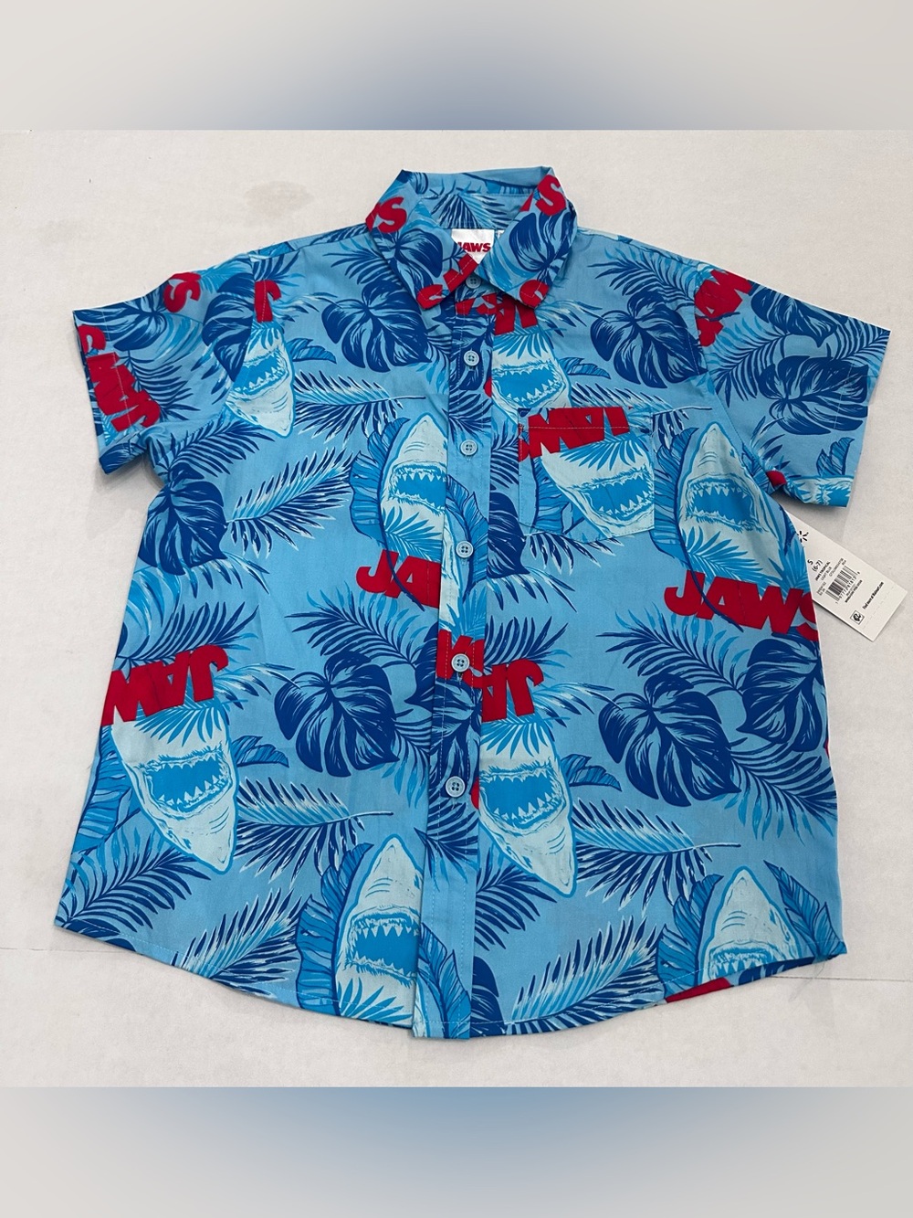Jaws Hawaiian Print Graphic Button Up Boys Shirt with Short Sleeves, Size S 6/7